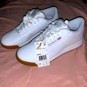 Reebok Womens Princess White Cross Training Shoes Size 7.5 Medium (B, M)